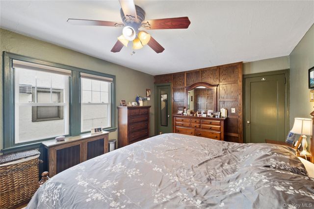 74 Central Parkway, Mount Vernon, NY 10552