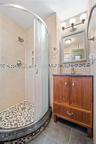 74 Central Parkway, Mount Vernon, NY 10552