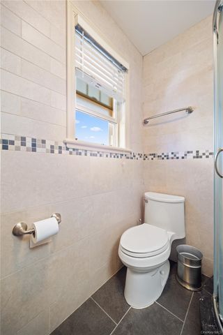 74 Central Parkway, Mount Vernon, NY 10552