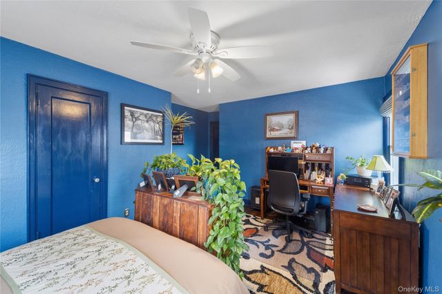 74 Central Parkway, Mount Vernon, NY 10552