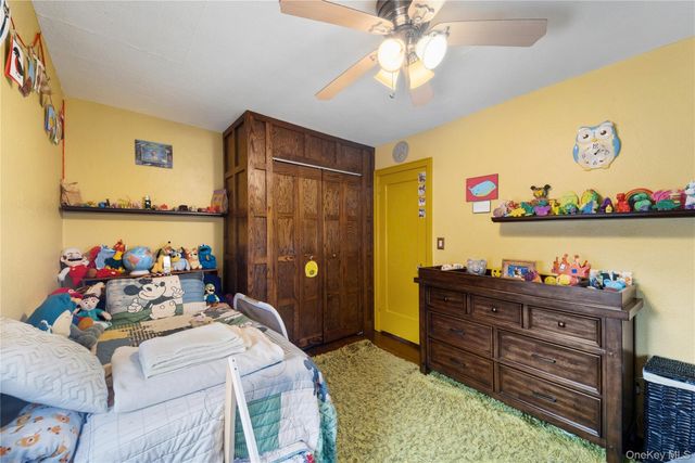 74 Central Parkway, Mount Vernon, NY 10552