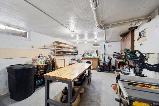 74 Central Parkway, Mount Vernon, NY 10552