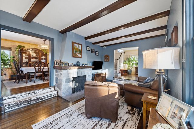 74 Central Parkway, Mount Vernon, NY 10552