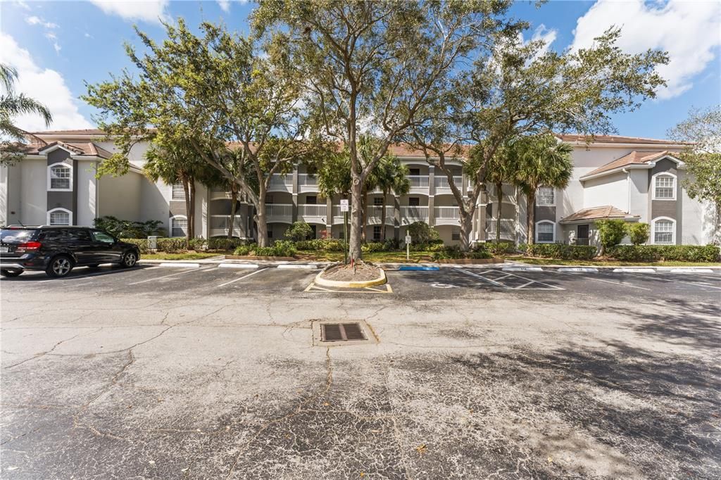 13929 FAIRWAY ISLAND DRIVE 825, Orlando, FL 32837