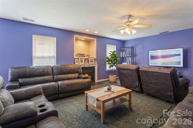 11220 Walland Lane, Charlotte, NC 28273