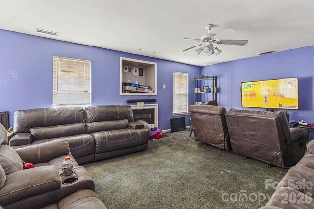 11220 Walland Lane, Charlotte, NC 28273