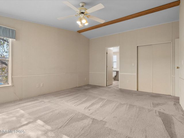 77 Mountain Lane, Yerington, NV 89447