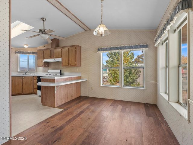 77 Mountain Lane, Yerington, NV 89447