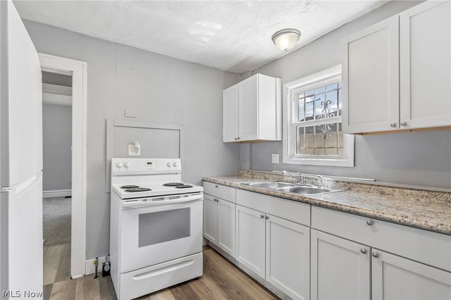 600 Grace Avenue, Akron, OH 44320