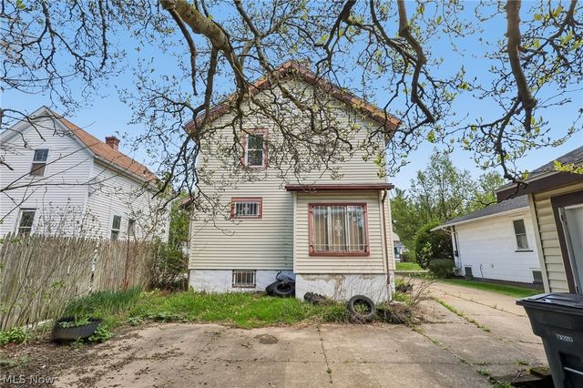 600 Grace Avenue, Akron, OH 44320