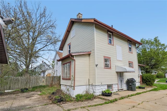 600 Grace Avenue, Akron, OH 44320