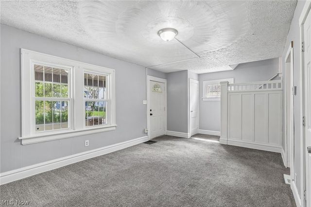 600 Grace Avenue, Akron, OH 44320