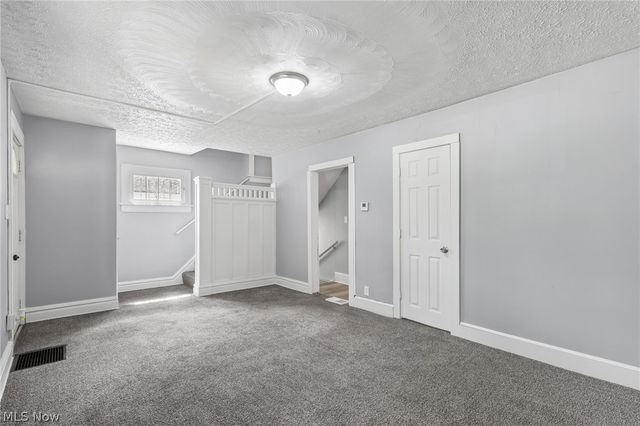 600 Grace Avenue, Akron, OH 44320