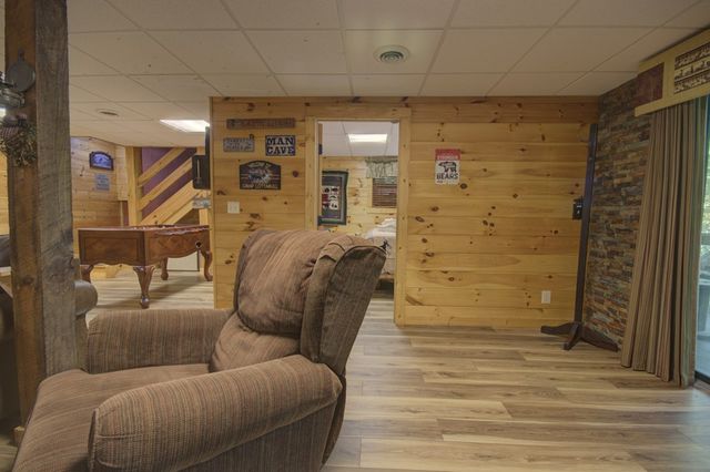 218 Bench Leg Road, Mineral Bluff, GA 30559