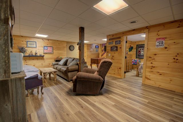 218 Bench Leg Road, Mineral Bluff, GA 30559