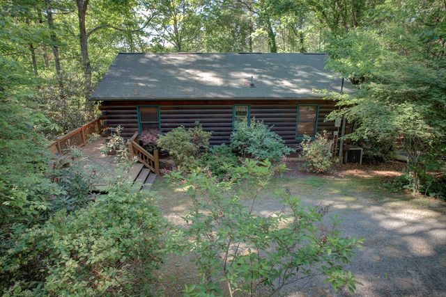218 Bench Leg Road, Mineral Bluff, GA 30559