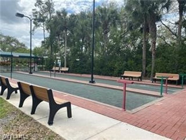 5070 Cedar Springs DR 201, Naples, FL 34110