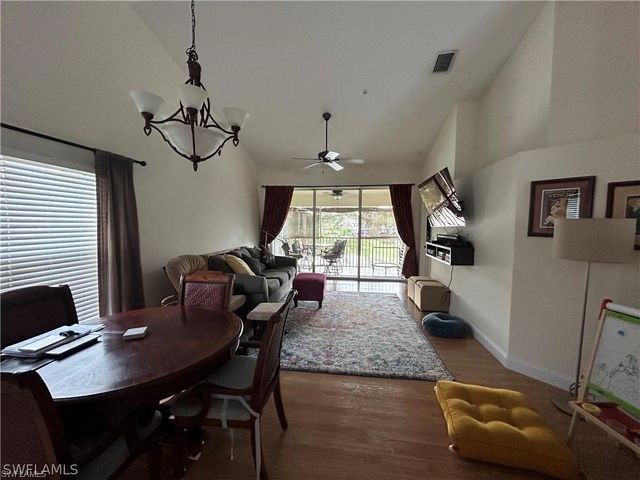 5070 Cedar Springs DR 201, Naples, FL 34110