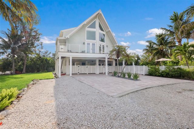 315 HAMMOCK CIRCLE, Anna Maria, FL 34216