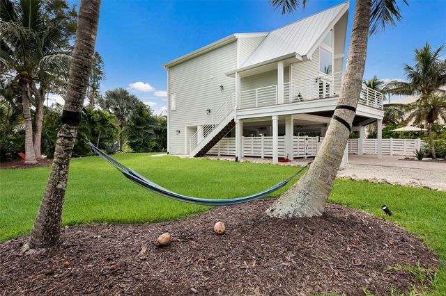 315 HAMMOCK CIRCLE, Anna Maria, FL 34216