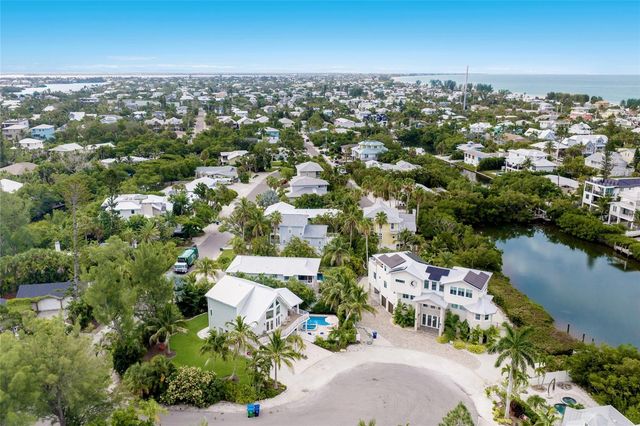 315 HAMMOCK CIRCLE, Anna Maria, FL 34216