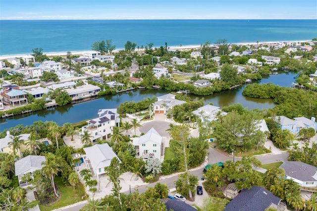 315 HAMMOCK CIRCLE, Anna Maria, FL 34216