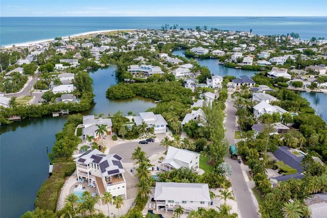 315 HAMMOCK CIRCLE, Anna Maria, FL 34216