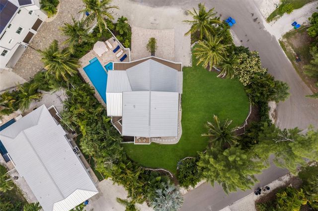 315 HAMMOCK CIRCLE, Anna Maria, FL 34216