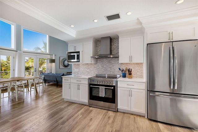 315 HAMMOCK CIRCLE, Anna Maria, FL 34216