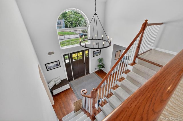 105 Jessica Court, Cornwall, NY 12518