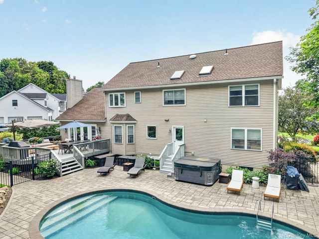 105 Jessica Court, Cornwall, NY 12518