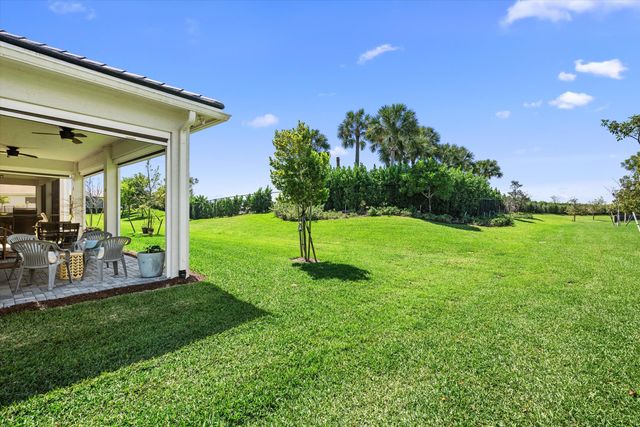 4786 St Armands Way, Westlake, FL 33470