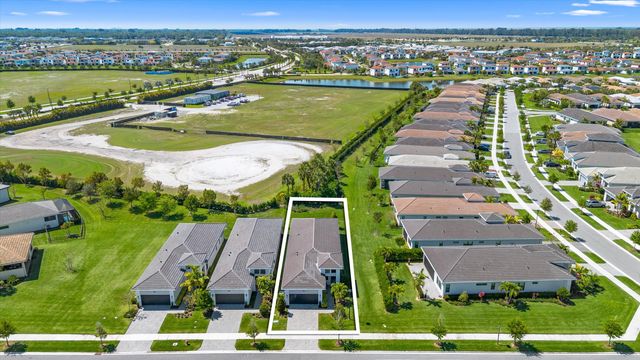 4786 St Armands Way, Westlake, FL 33470