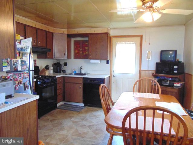 123 MITCHELL AVE, Runnemede, NJ 08078