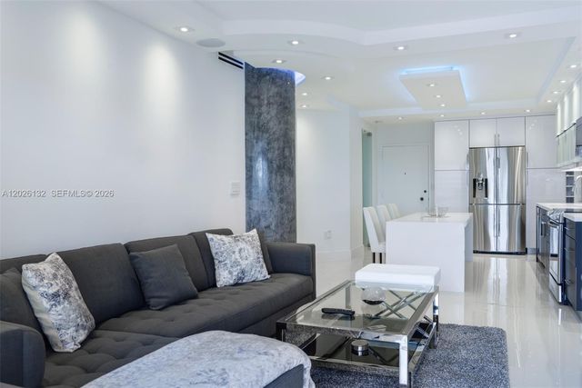 1950 S Ocean Dr 9N, Hallandale Beach, FL 33009