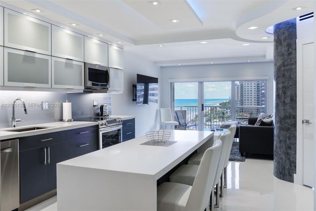 1950 S Ocean Dr 9N, Hallandale Beach, FL 33009