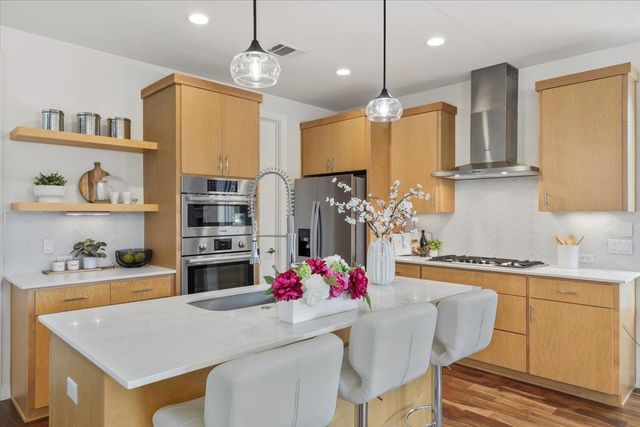 2301 Bluebonnet LN 11, Austin, TX 78704
