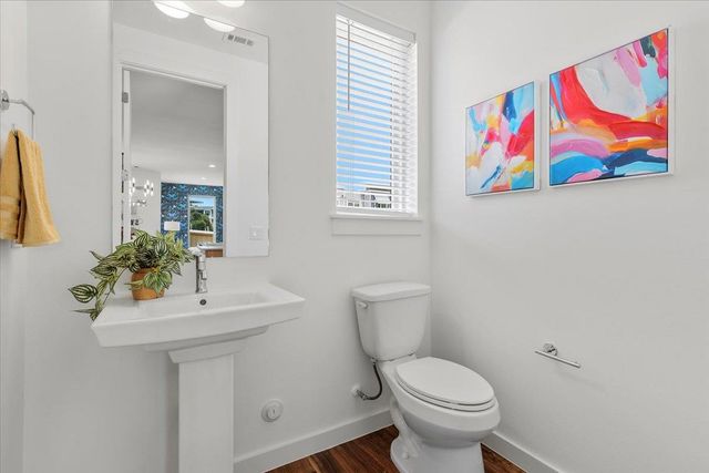 2301 Bluebonnet LN 11, Austin, TX 78704