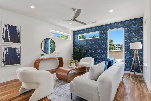 2301 Bluebonnet LN 11, Austin, TX 78704