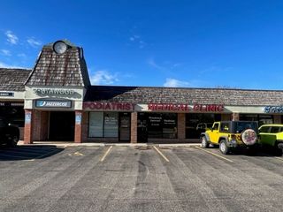 1664 S Eastwood Drive, Woodstock, IL 60098