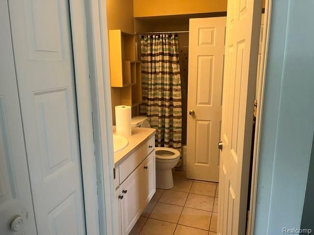 11740 Seaton Drive 4, Sterling Heights, MI 48312