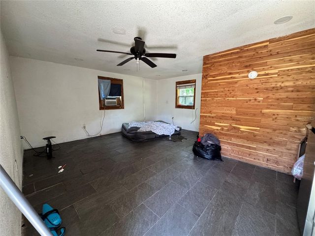 3230 NW 11TH STREET, Gainesville, FL 32609
