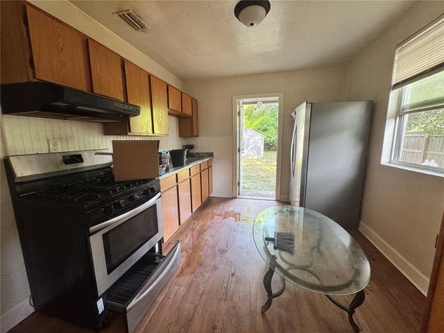 3230 NW 11TH STREET, Gainesville, FL 32609