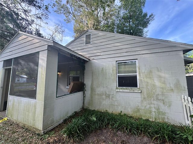 3230 NW 11TH STREET, Gainesville, FL 32609