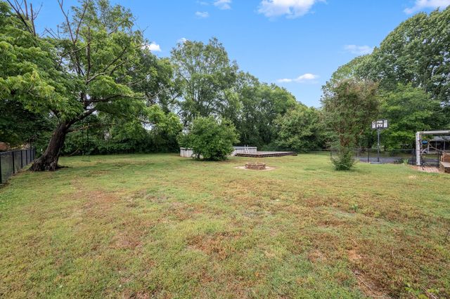109 Berrywood Dr, Smyrna, TN 37167