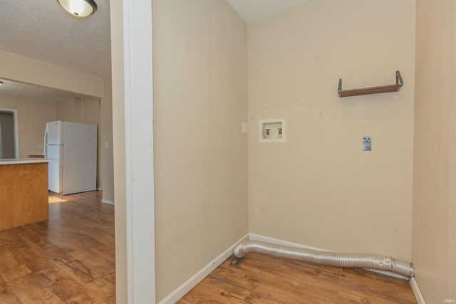 1112 Saint George Road, Evansville, IN 47711