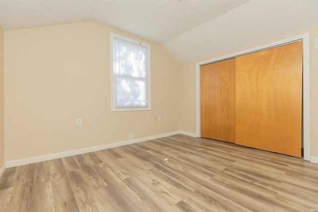 1112 Saint George Road, Evansville, IN 47711