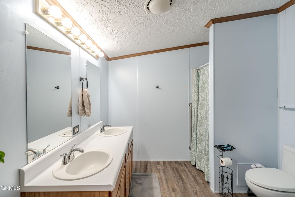 227 Connecticut Street, Bismarck, ND 58504 photo 12