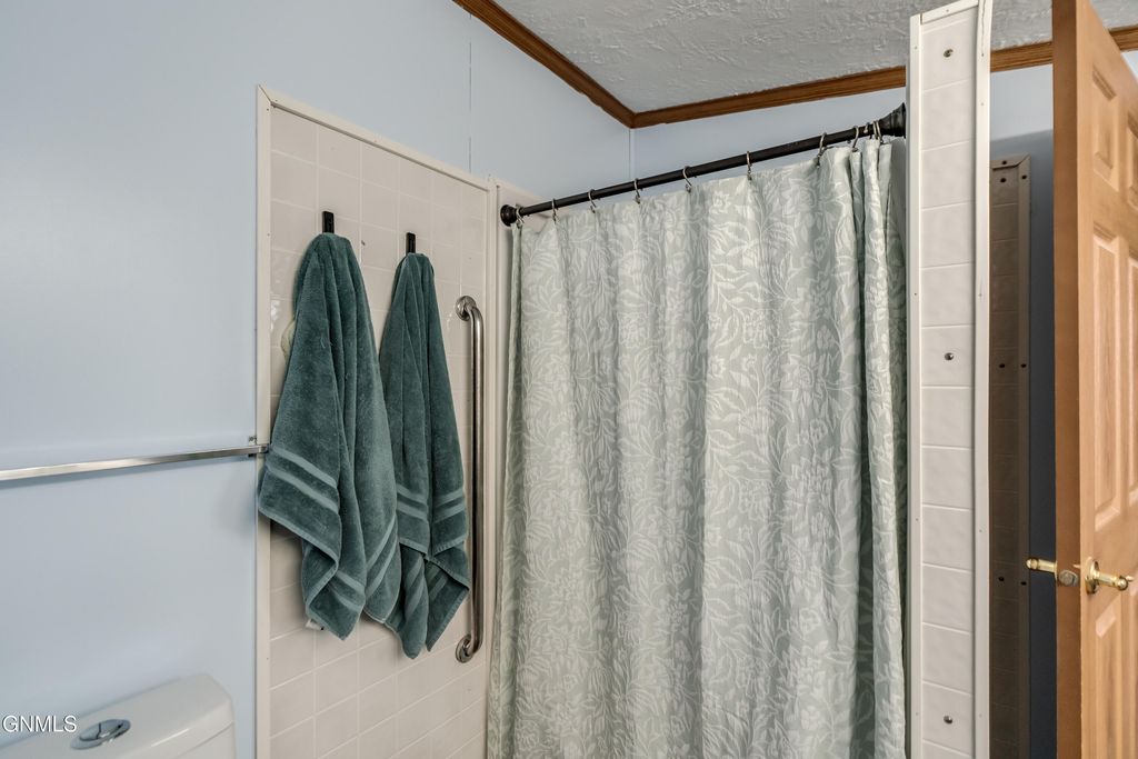 227 Connecticut Street, Bismarck, ND 58504 photo 14