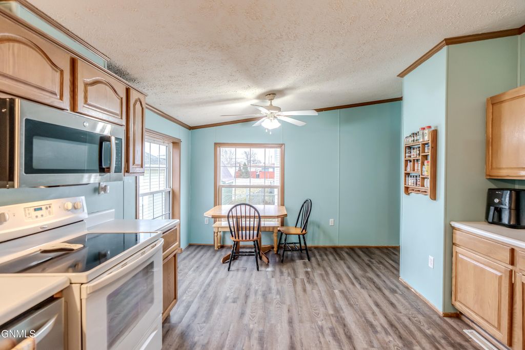 227 Connecticut Street, Bismarck, ND 58504 photo 27